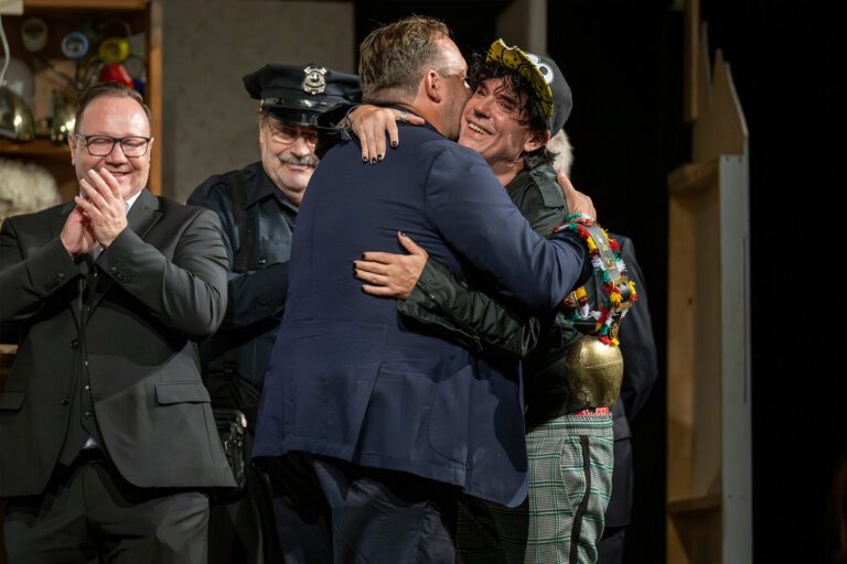 SchlossfestspieleHagenwil_Saison2025_Website_BilderPremiere39Stufen2_20250807_LGu